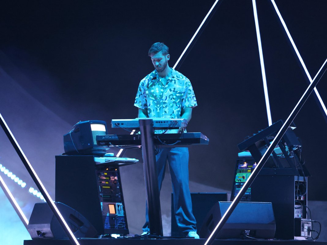 calvin harris@2000x1500