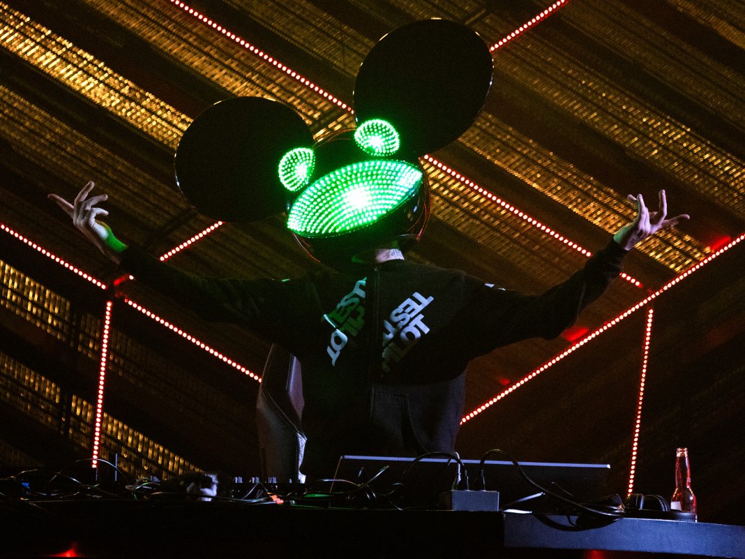 deadmau5 2000x1500